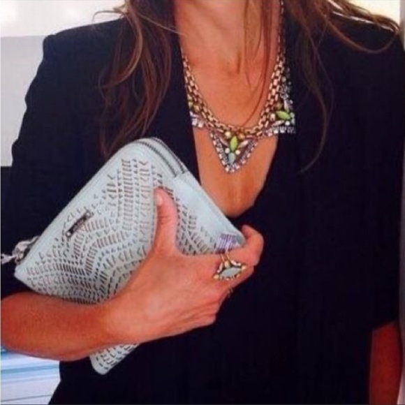 Stella & Dot Palmia Statement Necklace - Picture 3 of 9